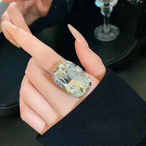 Exaggerated Individual Copper Rectangle Rhinestone Open Ring Vintage Luxurious Design For Women Banquet Party Statement Finger Ring