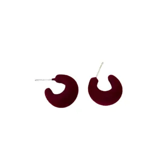 Burgundy C-shaped flocked earrings with silver needles for minimalist autumn fashion