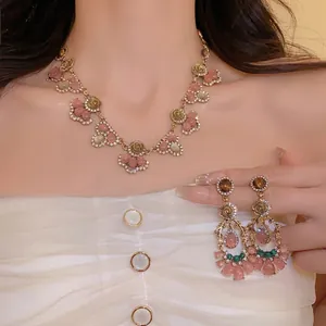 French Vintage Palace Style Rhinestone Flower Cat Eye Stone Water Drop Pendant Necklace Earring Set Elegant Retro Jewelry