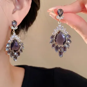 Orecchini a Bottone Vintage in Rame Placcato Oro Con Zirconia Viola a Goccia d'Acqua Per Donna Gioielli Grandi Retro Moda