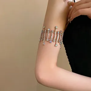 Exquisite rhinestone crystal geometric armlet worn on upper arm for light luxury style