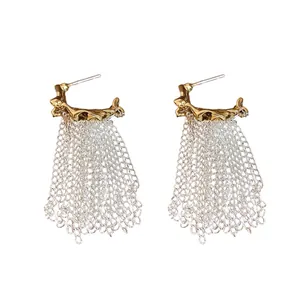 Retro silver needle C-shaped earrings with gold molten top and multi-layer silver chain tassels