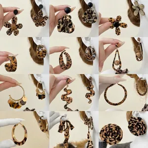 Orecchini a Bottone in Resina a Forma di Fiore con Stampa Leopardata Vintage Con Perno in Argento per Donna Gioielli Retro Stile Hong Kong