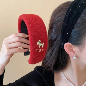Vintage Roter Beflockter Haarreif Mit Goldenem Metall Pony Stern Punktmuster Strass Gepolstertes Haarband Damen Neujahrs Haarschmuck