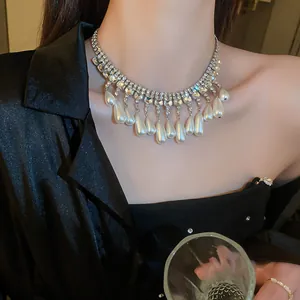 Collier ras de cou vintage français en strass avec pampilles de perles pour femmes