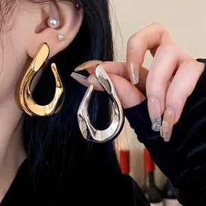 European American Twisted Metal Hoop Earrings With 925 Sterling Silver Earring Post Abstract Geometric Alloy Jewelry