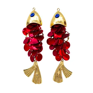 Vintage ethnic fish-shaped hair clip with red sequins and gold finish