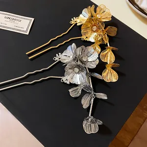 Elegant floral metal hairpins with rhinestones and tassels in gold and silver