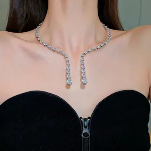 Collier Goutte d'Eau en Zirconia Exagéré pour Femmes Cuivre Luxe Choker Pendentif Collier pour Fête Banquet Bijoux