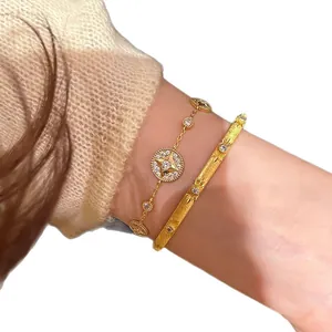Elegante set bracciale e cerchio vintage placcati in oro 18K con pietre di zircone