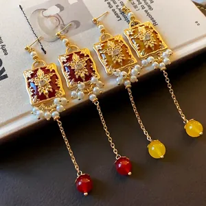 Vintage Palace Style Flower Artificial Pearl Drop Earrings With 925 Sterling Silver Earring Post Alloy Rhinestone Dangle Earrings For Women Jewelry