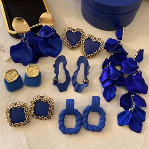 Retro Klein Blue Alloy Tassel Heart Earrings European American Ins Style Silver Earring Post Lacquered Jewelry For Women