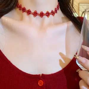 Irregular Flower Beaded Necklace For Women Handmade Glass Bead Choker Necklace Gold Plated Alloy Chain Fashion Neck Jewelry For Daily Party