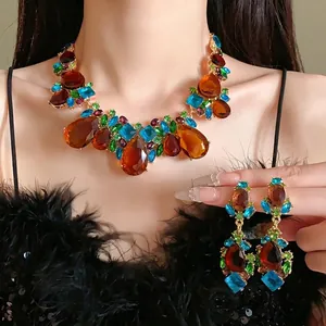 Parure de Bijoux Goutte d'Eau en Alliage de Strass de Luxe Vintage pour Femmes Collier et Boucles d'Oreilles Multicolores pour Fête