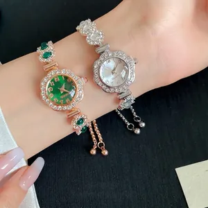 Montre-Bracelet en Strass de Style Français pour Femmes Cadran Floral Élégant Montre à Quartz Ajustable Bijoux de Mode Cadeau