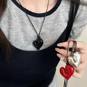 Collana con Pendente a Cuore Irregolare Stile Coreano Donna Cordino in Pelle Regolabile Catena da Maglione Gioielli in Lega