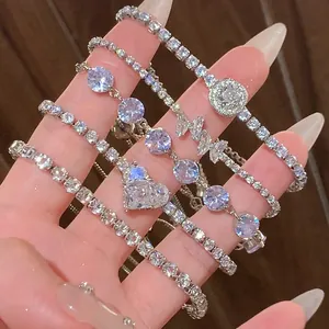 Bracelet en Strass en Forme de Cœur de Mode Coréenne Pour Femmes Bracelet à Chaîne Réglable Micro-Incrusté en Alliage Élégant Bijou