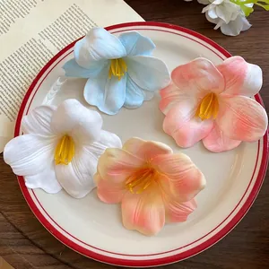 Set di quattro fermagli per capelli a forma di fiore in schiuma pastello per vacanze al mare