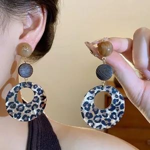 Vintage Harz Holz Runde Ohrstecker Maillard Stil Leopardenmuster Ohrhänger Für Damen Retro Geometrischer Individueller Schmuck