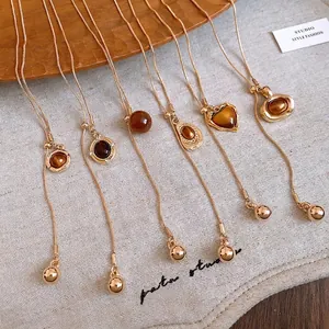 Vintage Maillard Resin Pendant Necklace Gold Plated Copper Clavicle Chain Geometric Heart Oval Neck Jewelry For Women