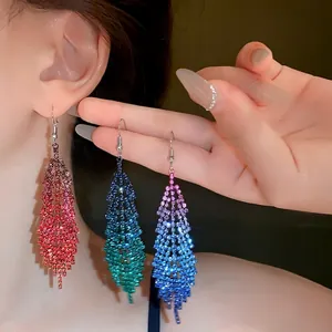 Fashion Alloy Rhinestone Geometric Feather Tassel Dangle Earrings For Women Individual Gradient Long Hook Earrings Jewelry