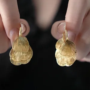 Orecchini a Pendente a Forma di Cuore e Petalo Oro Argento Placcato Rame Orecchini Perno in Argento Donna Gioielli