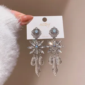 Elegantes pendientes vintage de cristal con pasador de plata 925 para mujer.