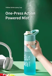 Detail of gradient mist spray water bottle with refreshing cooling function