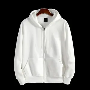 Vue détaillée du sweat à capuche blanc zippé du personnage Simon de Cry of Fear