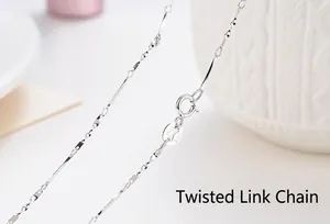 Nahaufnahme einer 925er Sterlingsilber-Halskette mit eleganten gedrehten Gliedern