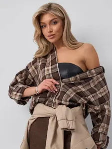 Fashionable women's retro brown plaid long sleeve shirt for a classic autumn look