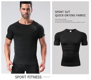 Detailansicht eines Kompressions-Sport-T-Shirts für Herren aus schnelltrocknendem Stoff
