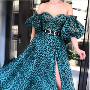 Damen Sexy Leopardenmuster Schulterfrei Maxi Kleid Blau Puffärmel Hoher Schlitz Elegant Sommer Polyester Langes Kleid