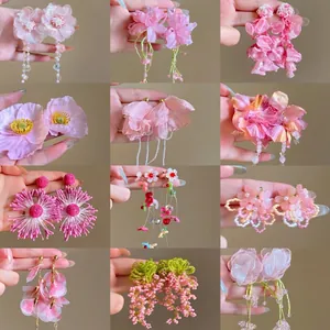 Sweet Pink Flower Stud Earrings With Silver Earring Post Elegant Inlaid Rhinestone Floral Tassel Jewelry For Women