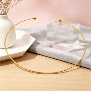 Elegant gold-tone titanium steel C-shape open choker necklace for women minimalist jewelry.