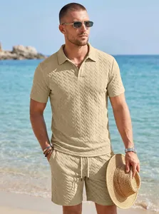 Ensemble d'été pour homme avec polo et short en jacquard au motif chevrons texturé