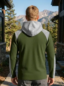 Vue arrière détaillée d'un sweat à capuche gaufré vert pour homme avec blocs gris