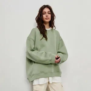 Women's oversized sage green crewneck sweatshirt with fleece lining for autumn/winter