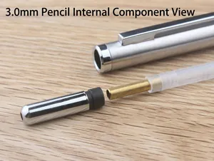Detailansicht der internen Messingkomponenten eines 3,0 mm Metall-Druckbleistifts.