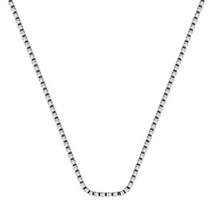 Elegant S925 sterling silver box chain necklace with a minimalist design for women