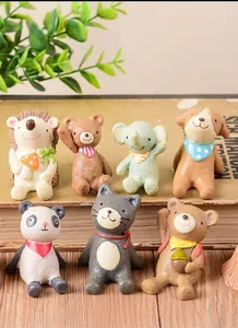 Collection de figurines d'animaux en résine avec panda, chat et hérisson pour la déco
