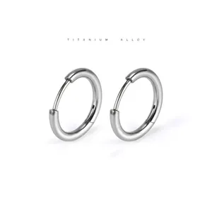 High quality medical grade 316L stainless steel titanium steel hoop earrings detail
