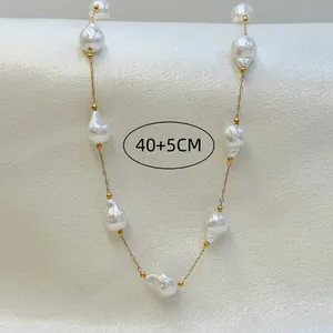 Elegant baroque pearl necklace detail view highlighting the 40+5cm adjustable chain length