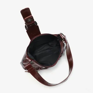 Vintage burgundy pleated cloud bag underarm shoulder bag with black interior lining