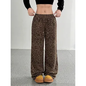 Modische Weitbein-Hose mit Leopardenmuster und Kordelzug für trendigen Streetwear-Look