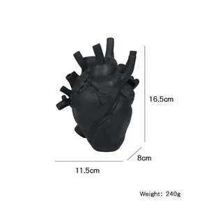 Detailed anatomical heart vase dimensions showing 16.5cm height and 240g weight.