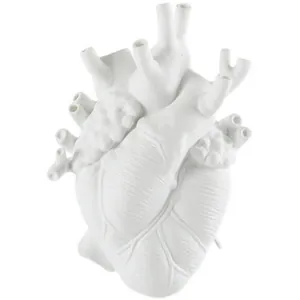 Modern white anatomical heart shaped resin vase for creative home desktop decoration
