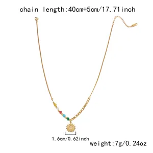 Collier en acier titane doré avec pendentif soleil et perles colorées, chaîne de 45 cm