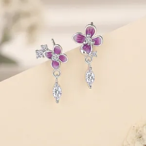 Eleganti orecchini a forma di iris in argento con smalto viola e zircone marquise pendente