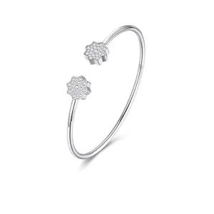 Refined S925 Sterling Silver Moissanite Open Bangle For Women Luxury Adjustable Geometric Pave Inlaid Star Bracelet High Jewelry